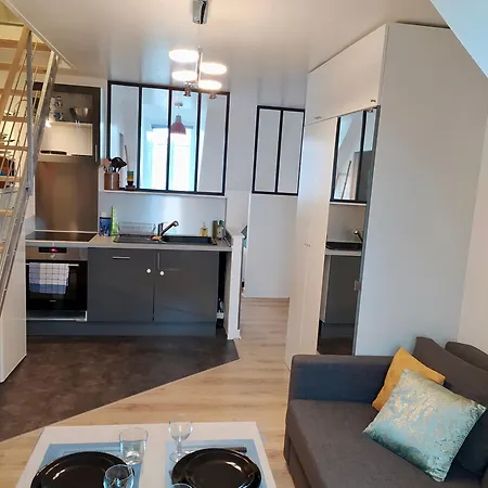 Apartment ☆ T2 Hypercentre ✢ A 400m ✢ Equipe ☆ Dinard